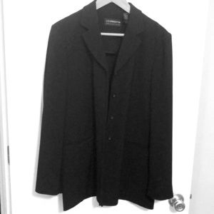 Liz Claiborne black button-down blazer w pockets